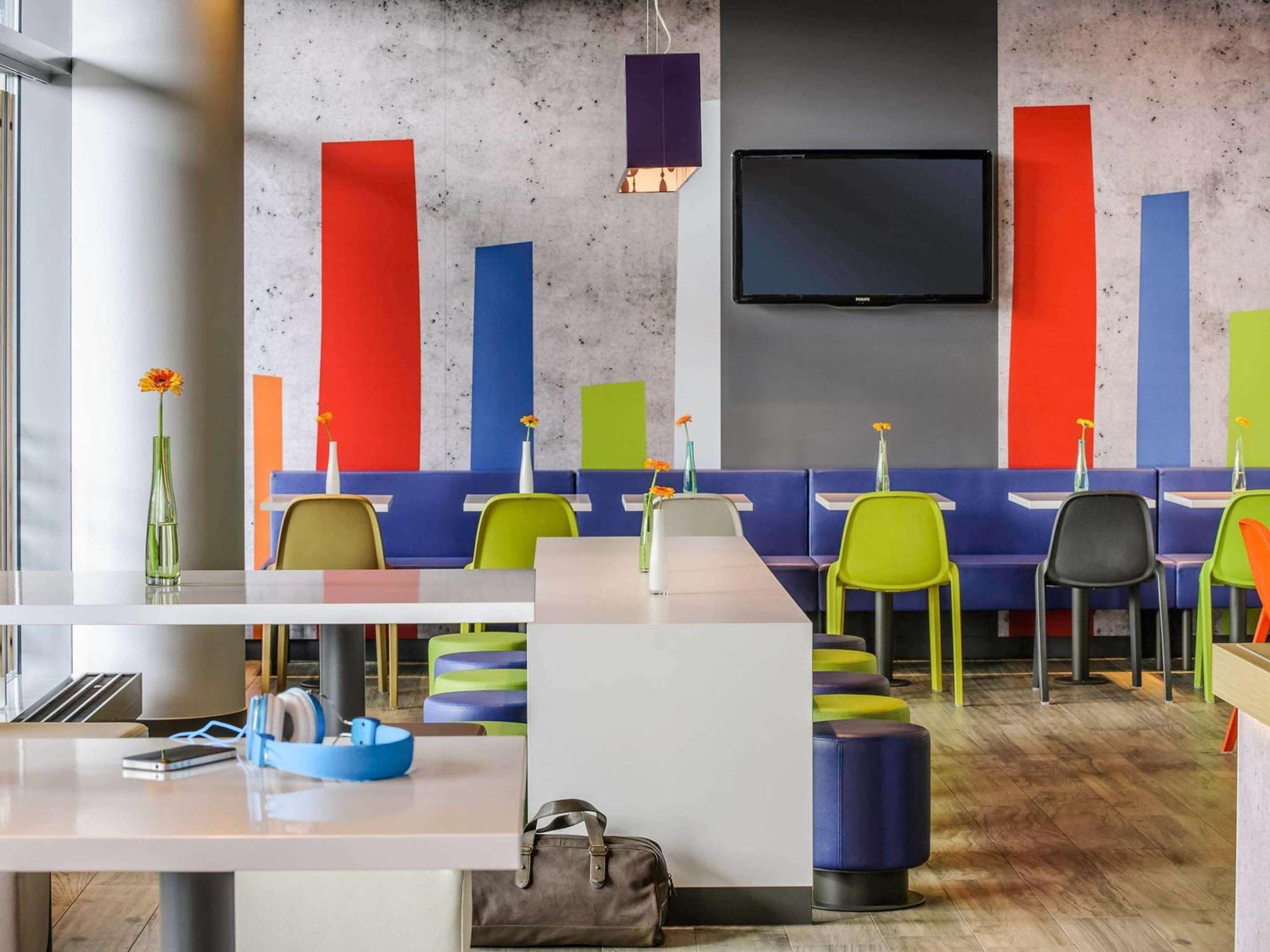 Ibis Budget Manchester Salford Quays Εξωτερικό φωτογραφία