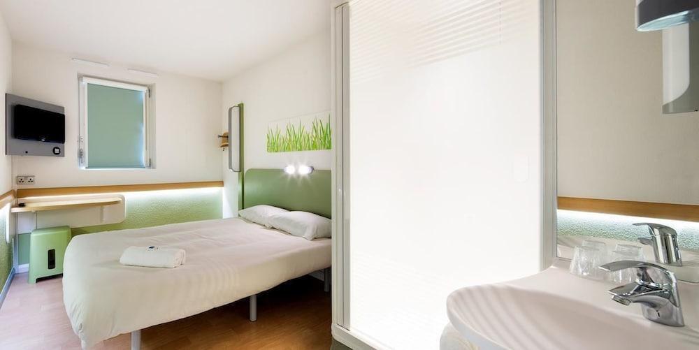 Ibis Budget Manchester Salford Quays Εξωτερικό φωτογραφία
