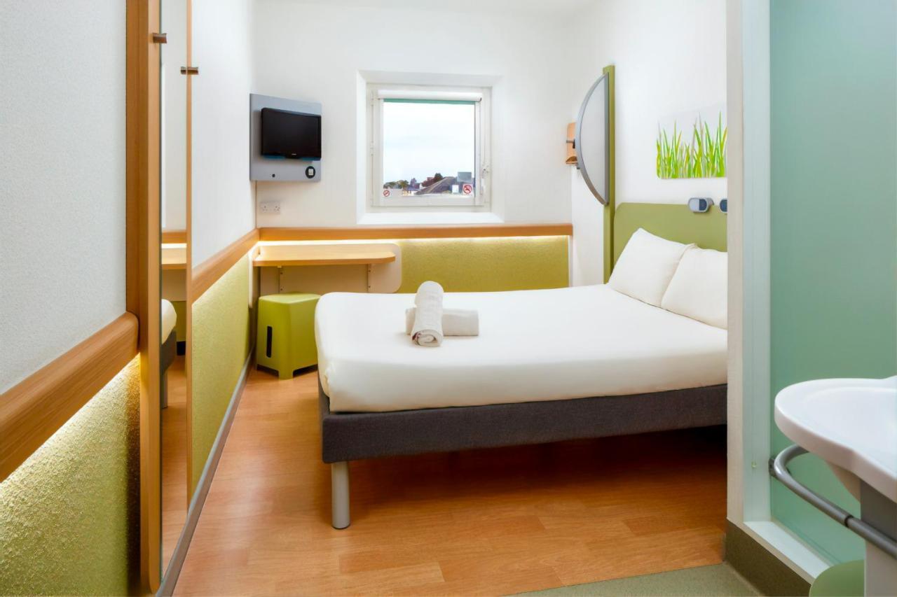 Ibis Budget Manchester Salford Quays Εξωτερικό φωτογραφία
